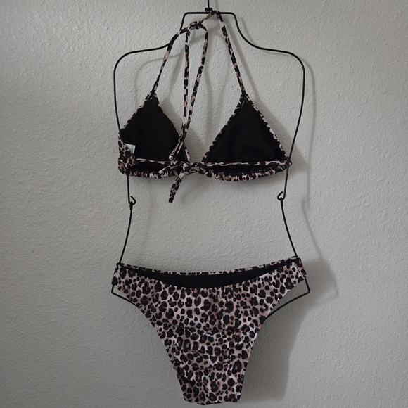 No Boundaries Leopard Print Bikini - Picture 2 of 2